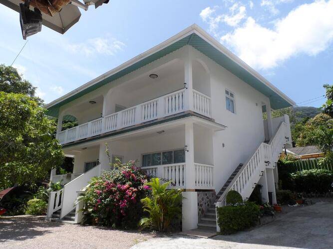 Diver’s Lodge Guest House