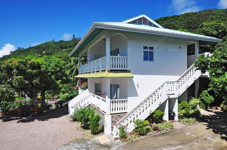 Diver’s Lodge Guest House