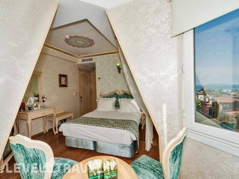 Фотография Amiral Palace Hotel