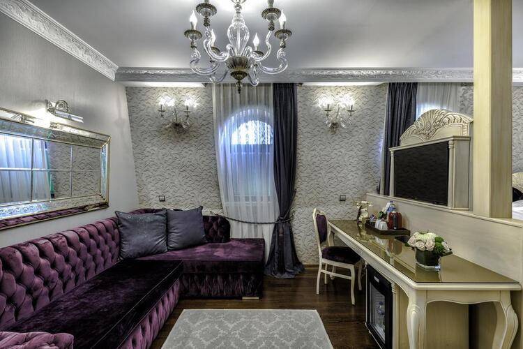 Amiral Palace Hotel