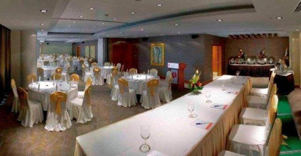 Ramada Chelsea Hotel Al Barsha