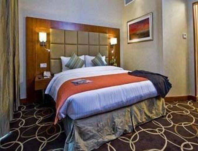 Ramada Chelsea Hotel Al Barsha