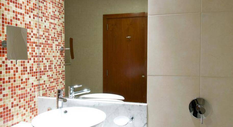 Ramada Chelsea Hotel Al Barsha