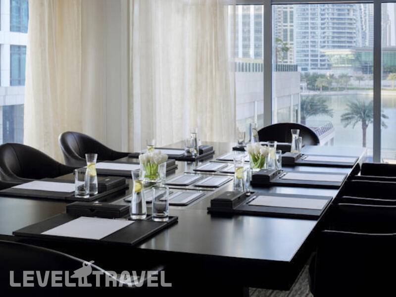 Фотография Movenpick Hotel Jumeirah Lakes Towers