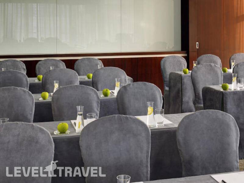 Фотография Movenpick Hotel Jumeirah Lakes Towers