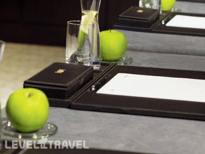 Фотография Movenpick Hotel Jumeirah Lakes Towers