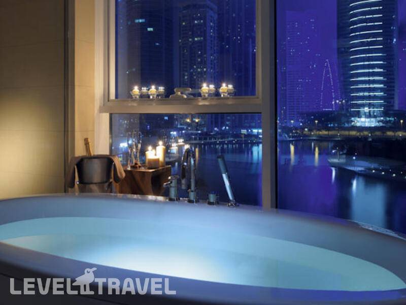 Фотография Movenpick Hotel Jumeirah Lakes Towers