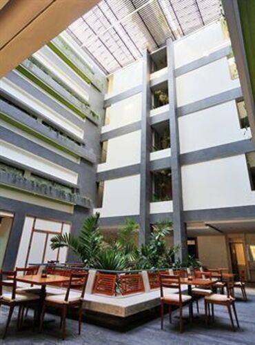 Grandmas Hotel Legian
