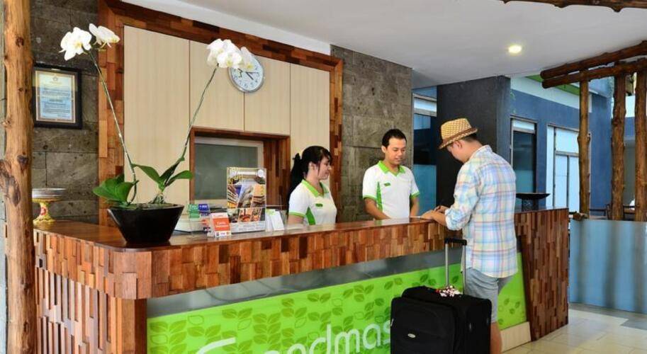 Grandmas Hotel Legian