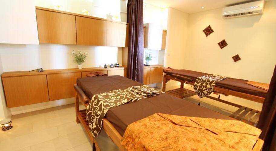Grandmas Hotel Legian
