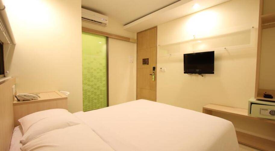 Grandmas Hotel Legian