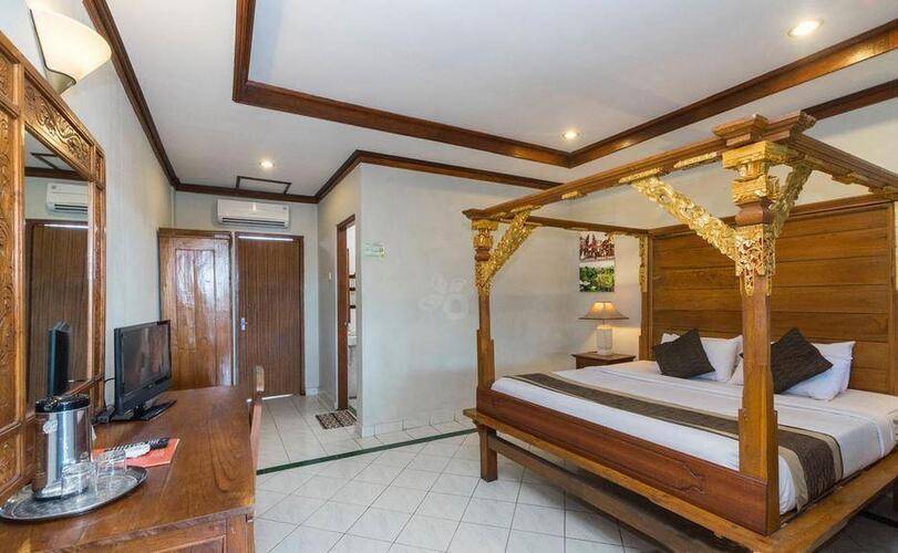Legian Village Hotel