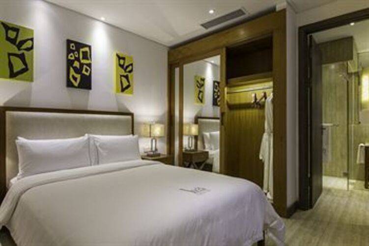 Lv8 Resort Hotel