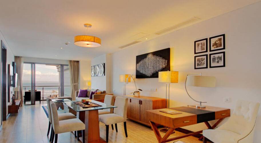 Lv8 Resort Hotel