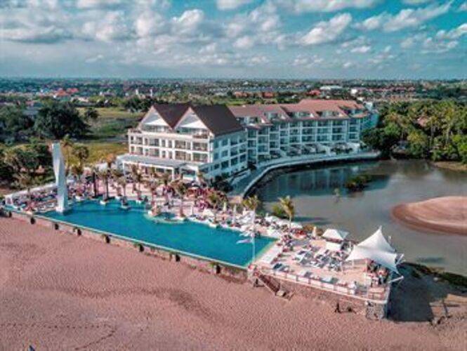 Lv8 Resort Hotel