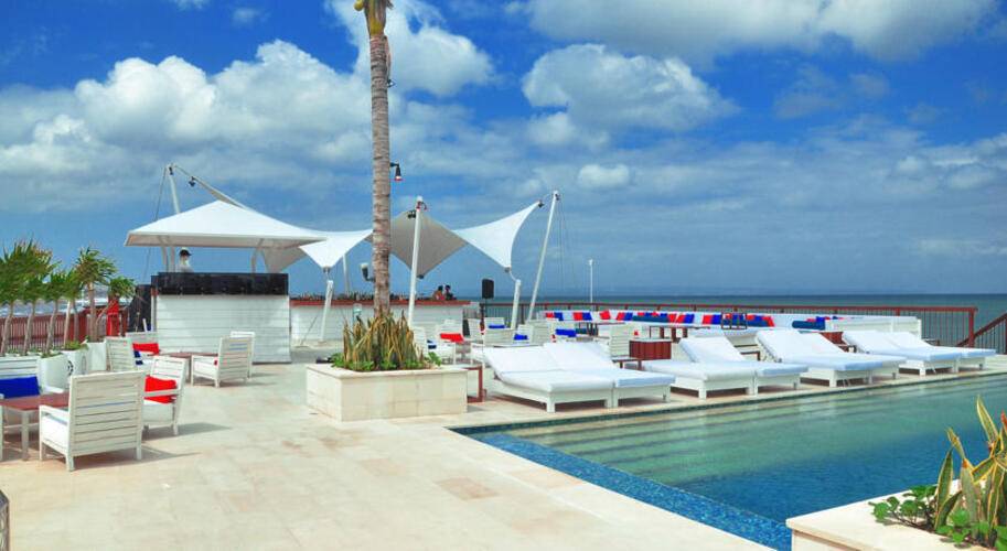 Lv8 Resort Hotel
