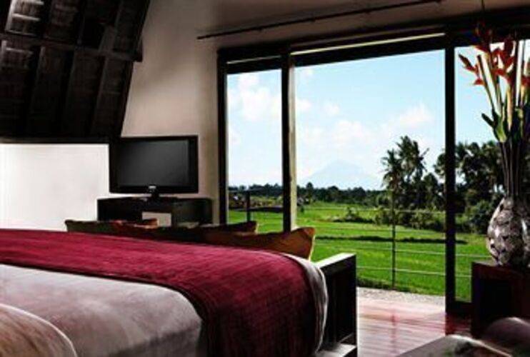 Furama Xclusive Villas & Spa