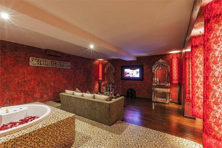 Kupu Kupu Suites & Spa By Loccitane