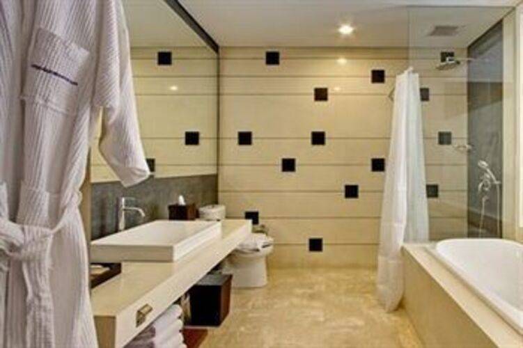 Amadea Resort & Villas