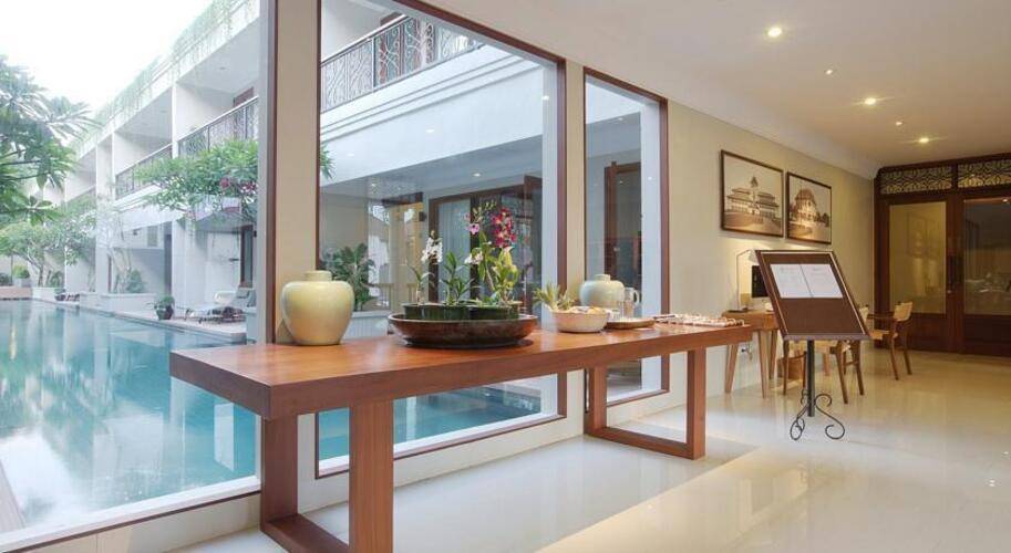 Seminyak Lagoon All Suites Hotel