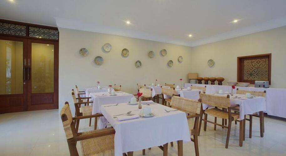 Seminyak Lagoon All Suites Hotel