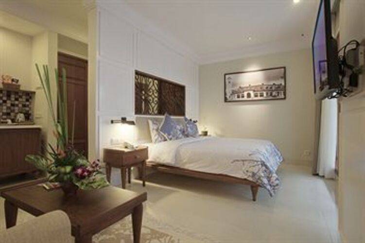 Seminyak Lagoon All Suites Hotel