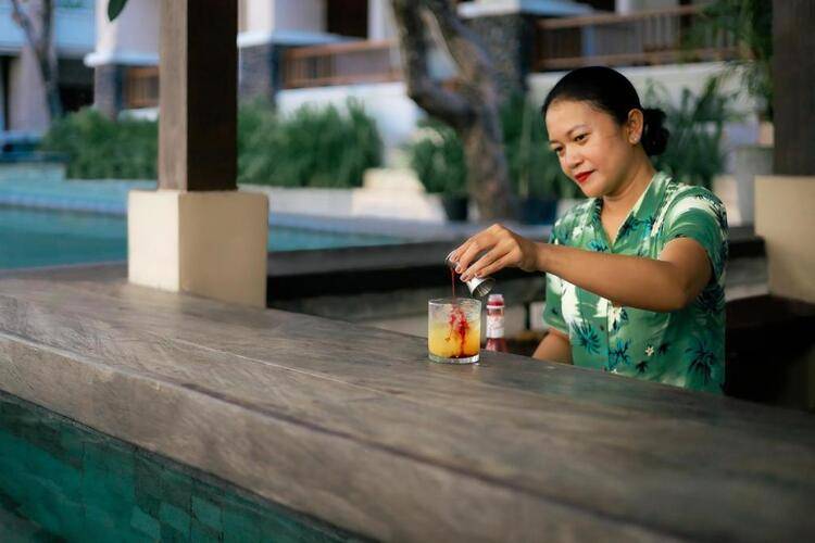 Fourteen Roses Boutique Hotel Legian