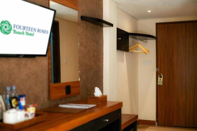 Fourteen Roses Boutique Hotel Legian