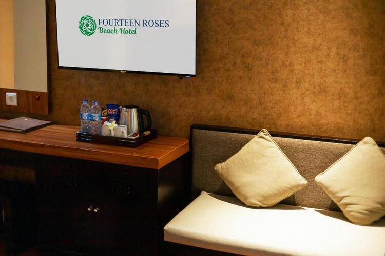 Fourteen Roses Boutique Hotel Legian