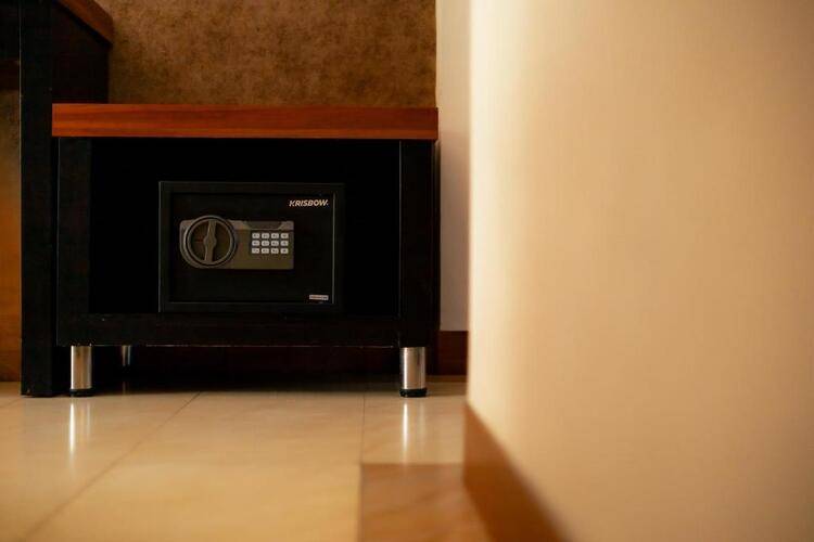 Fourteen Roses Boutique Hotel Legian