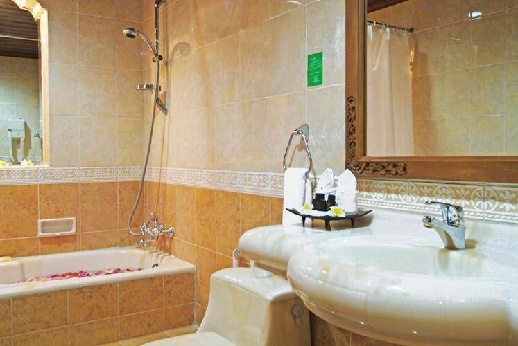 Wina Holiday Villa