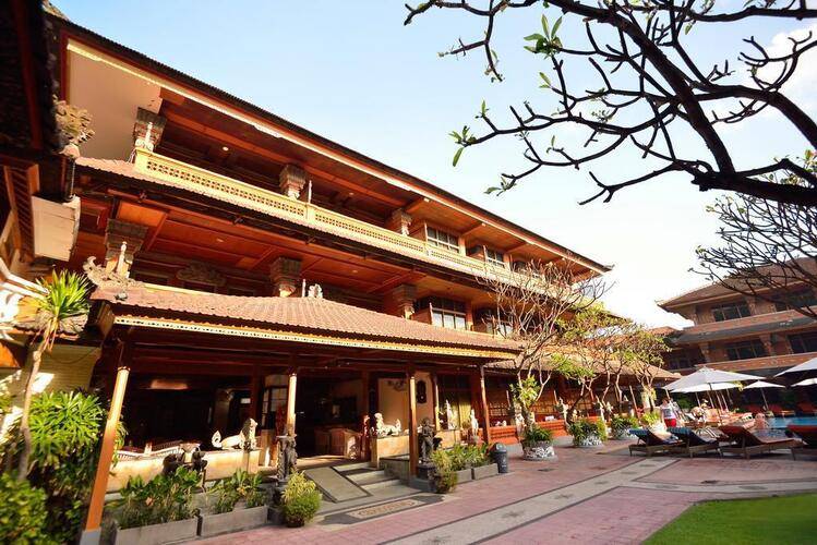 Wina Holiday Villa