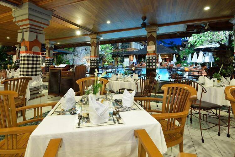 Wina Holiday Villa
