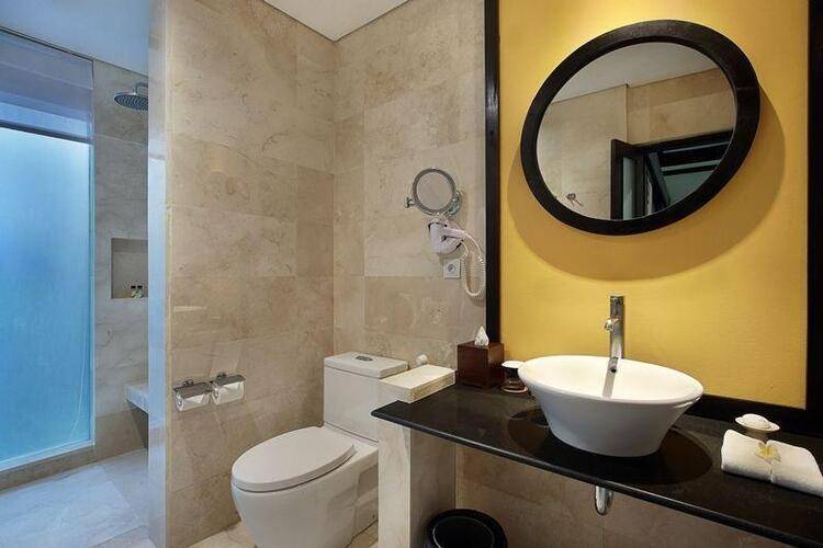 Candi Beach Resort & Spa