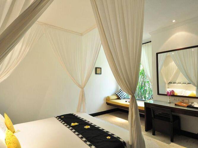 Candi Beach Resort & Spa