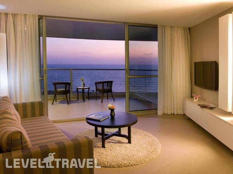 Фотография Ramada Hotel & Suites