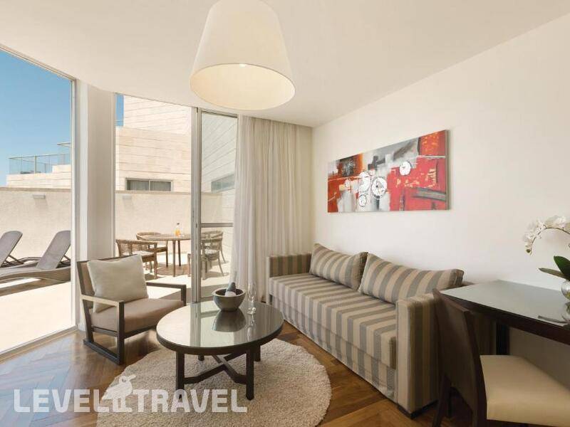 Фотография Ramada Hotel & Suites