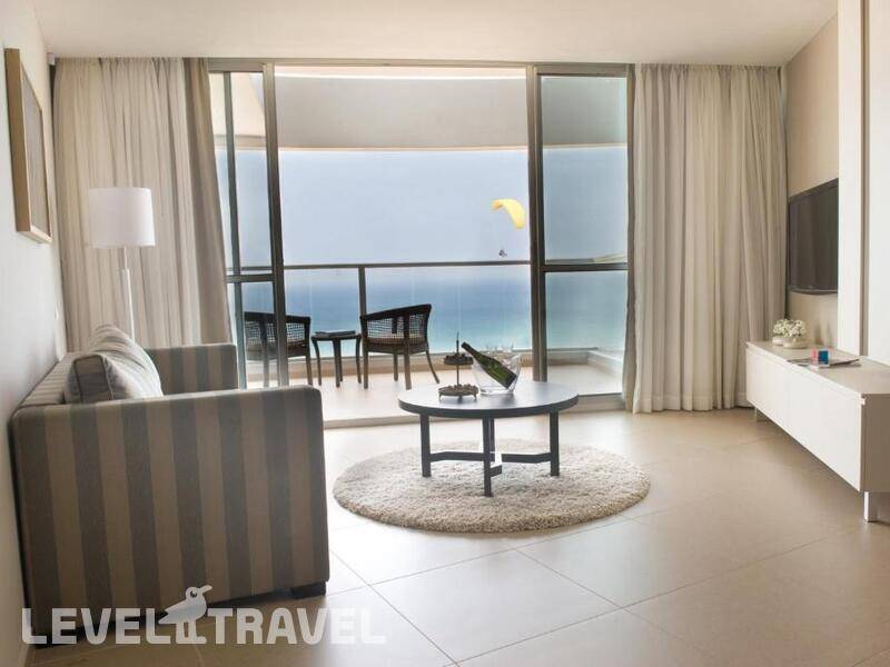 Фотография Ramada Hotel & Suites