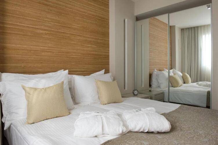 Ramada Hotel & Suites