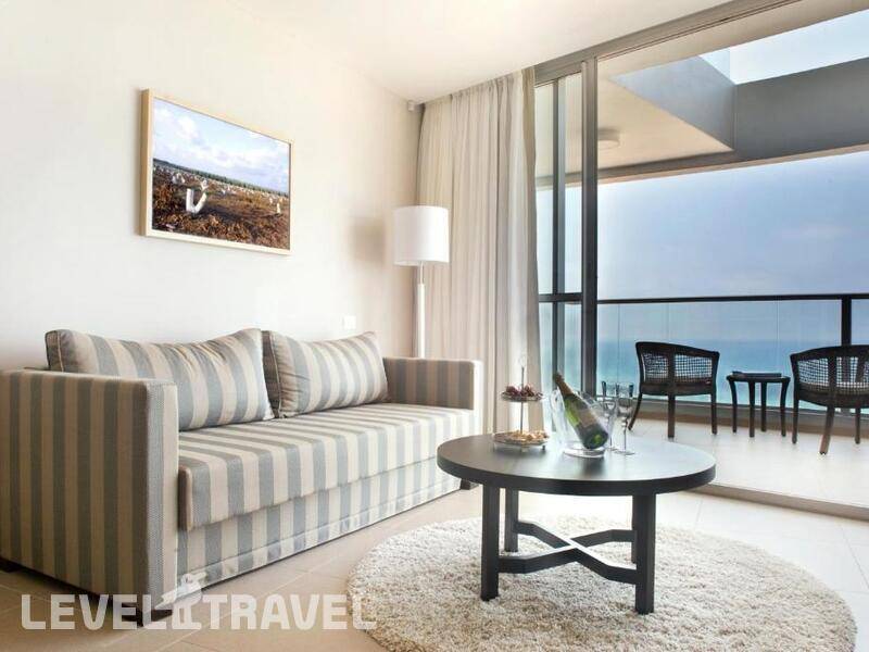 Фотография Ramada Hotel & Suites