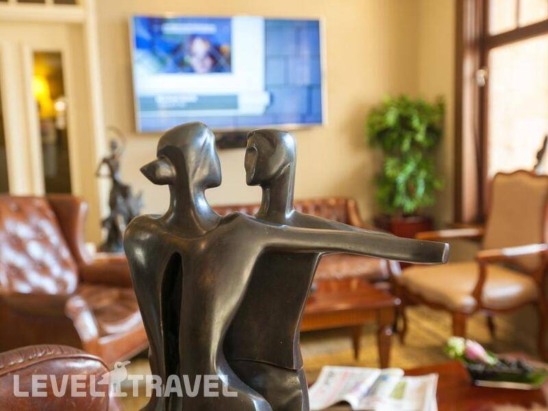 Фотография The Colony Hotel