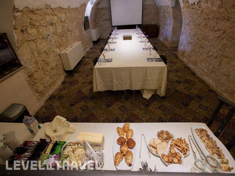 Фотография The Colony Hotel