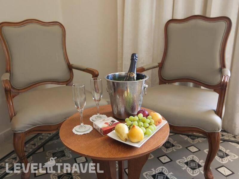 Фотография The Colony Hotel