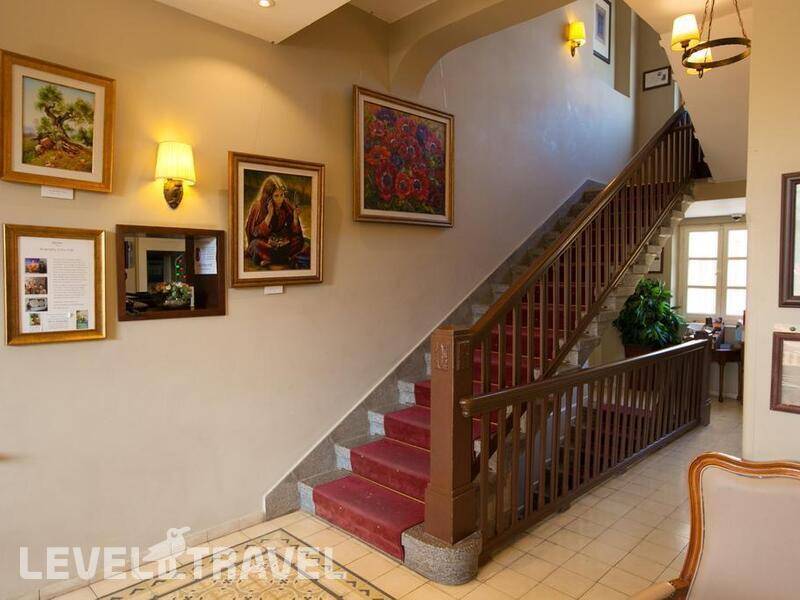 Фотография The Colony Hotel