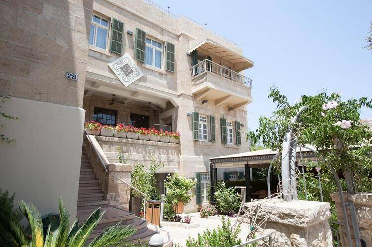 The Colony Hotel