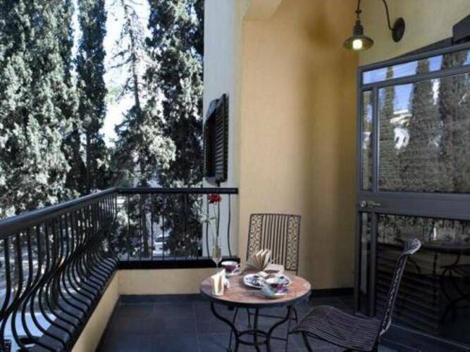 Villa Carmel Boutique