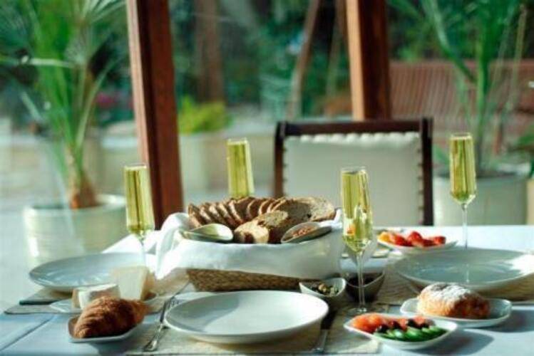 Villa Carmel Boutique