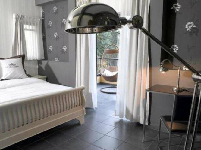 Villa Carmel Boutique