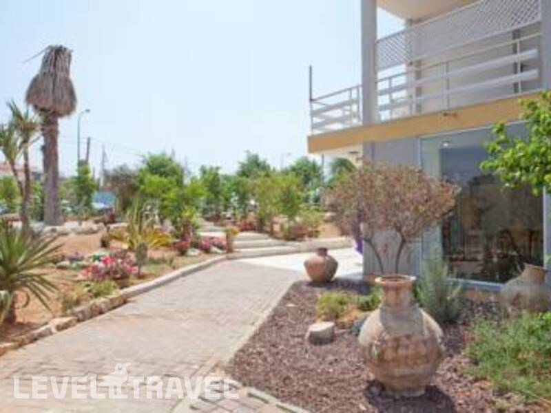 Фотография Q Hotel Village