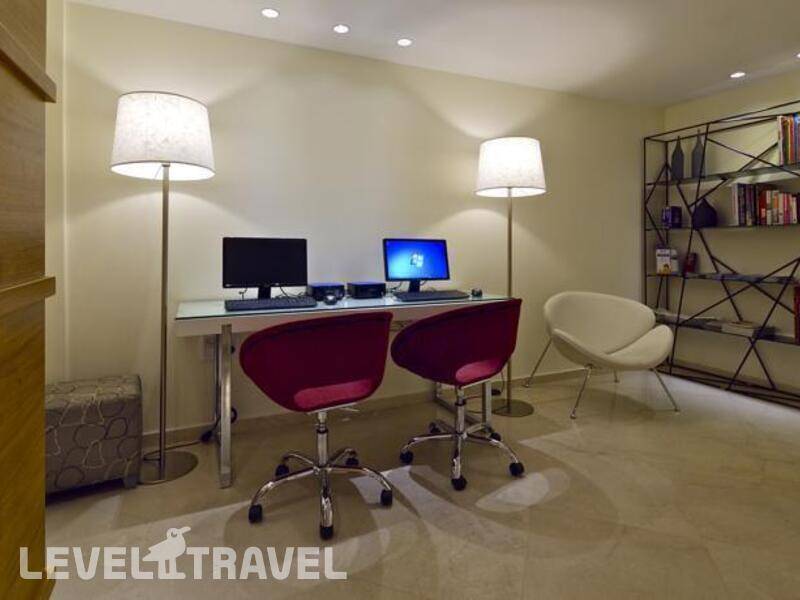 Фотография Brown Bobo Hotel (Ex.Metropolitan Suites) Фотография Brown Bobo Hotel (Ex.Metropolitan Suites)